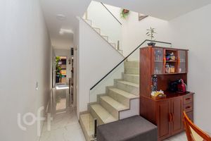 Image 4 - 871936
