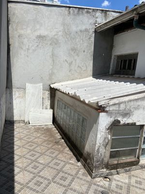 Image 10 - 871945