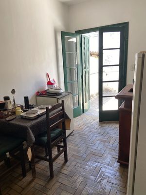 Image 9 - 871945