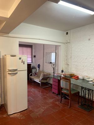 Image 28 - 871945