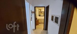 Image 5 - 871946