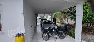 Image 15 - 871946