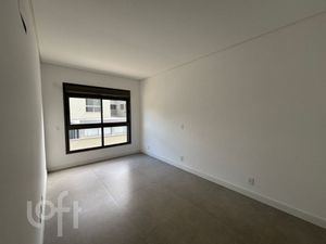 Image 17 - 871958