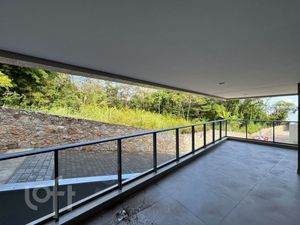 Image 11 - 871958