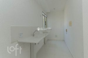 Image 3 - 871972
