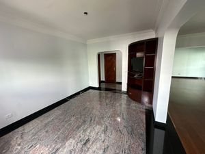 Image 7 - 871984
