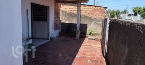 Image 19 - 872002