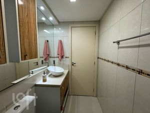 Image 21 - 872022