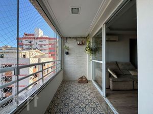 Image 19 - 872022