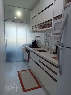 Image 17 - 872036