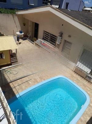 Image 6 - 872055