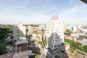 Image 40 - 872057