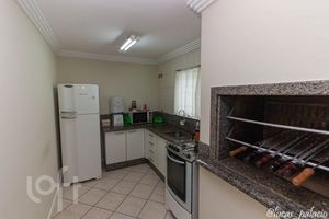 Image 53 - 872058