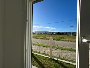 Image 5 - 872069