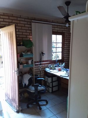 Image 36 - 872076