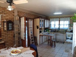 Image 10 - 872076