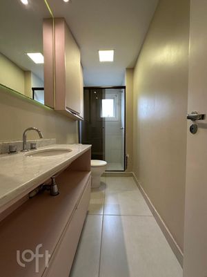 Image 9 - 872082
