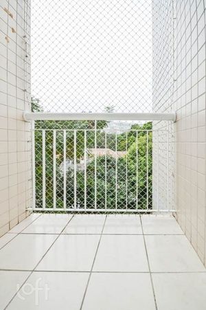 Image 3 - 872092