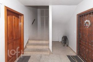 Image 8 - 872093