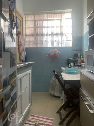 Image 9 - 872094