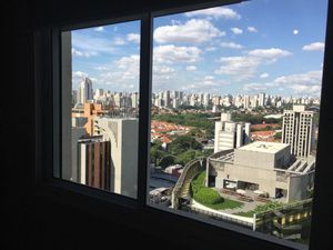 Image 11 - 872103