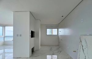 Image 1 - 872105