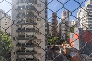 Image 9 - 872106