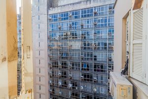 Image 4 - 872118
