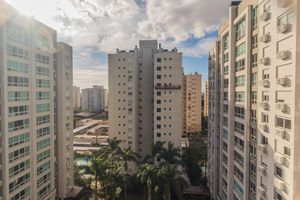 Image 13 - 872203