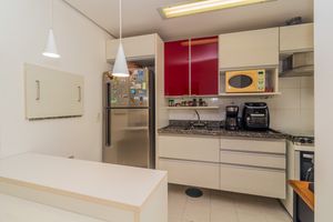 Image 15 - 872203