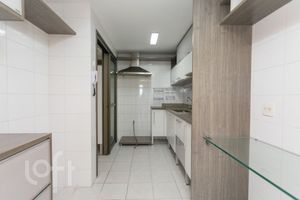 Image 29 - 872219