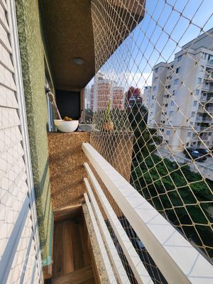 Image 21 - 872220