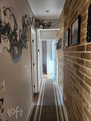 Image 18 - 872220