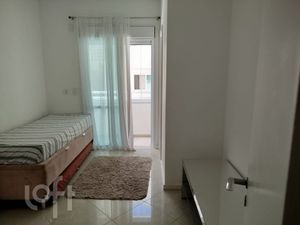 Image 8 - 872224