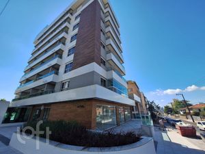Image 34 - 872226