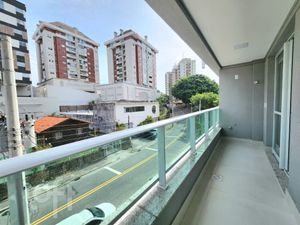 Image 11 - 872226