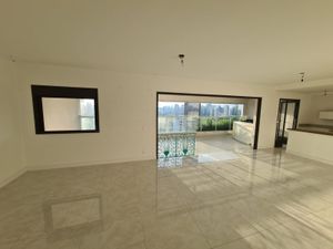 Image 8 - 872231