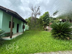 Image 10 - 872237