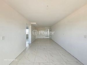 Image 4 - 872241