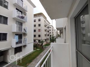 Image 10 - 872243