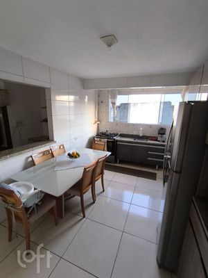 Image 5 - 872252