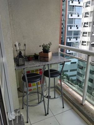Image 11 - 872253