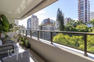 Image 16 - 872255