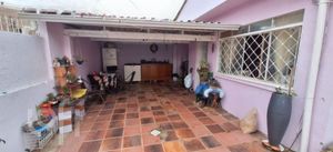 Image 11 - 872256