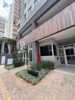 Image 12 - 872261