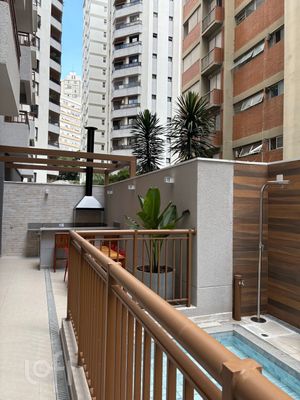 Image 21 - 872261