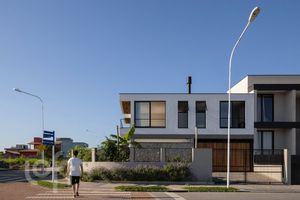 Image 8 - 872262