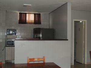 Image 11 - 872265