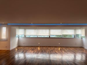 Image 1 - 872268