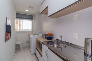 Image 16 - 872278